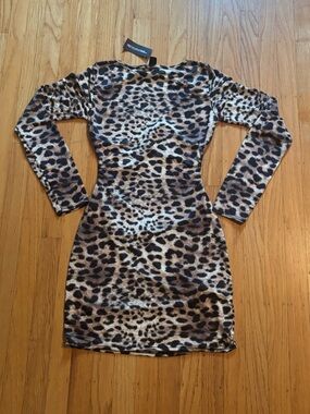 Pretty Little Thing Leopard Print Long Sleeve Bodycon Backless Dress